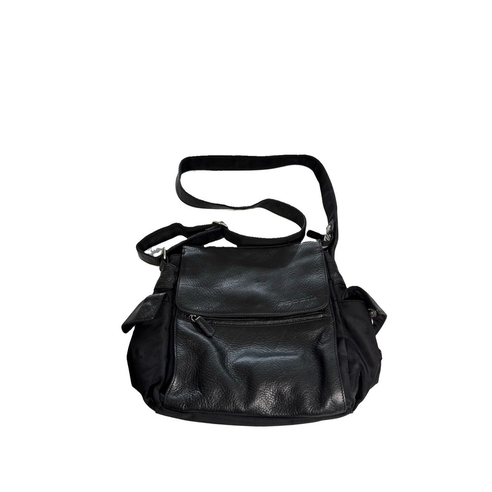 Fossil Black Leather Crossbody Purse Vintage Black 10x8.5x4" 75082. Flaw On Side